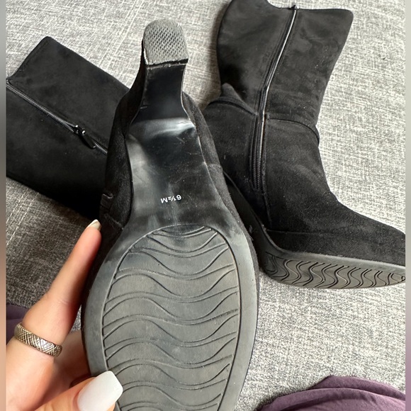 Impo Stretch Suede Leather Knee High Heeled Boots - Picture 6 of 7